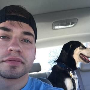 Meet your Posher, Aaron